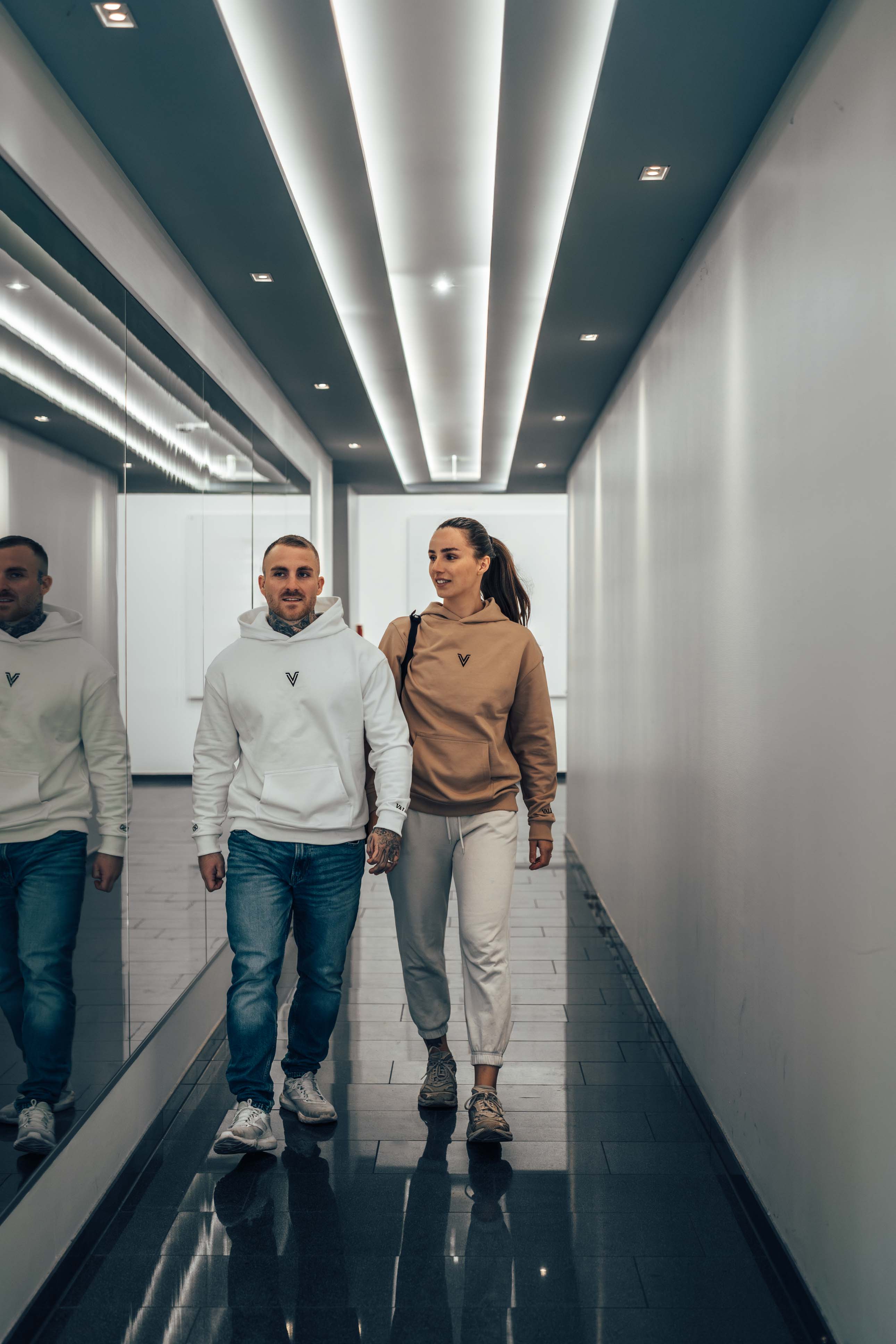 Never Look Back - Hoodie