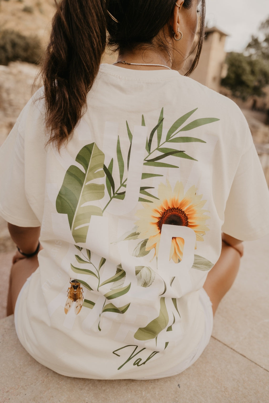 Aura Statement Tee – Yellow