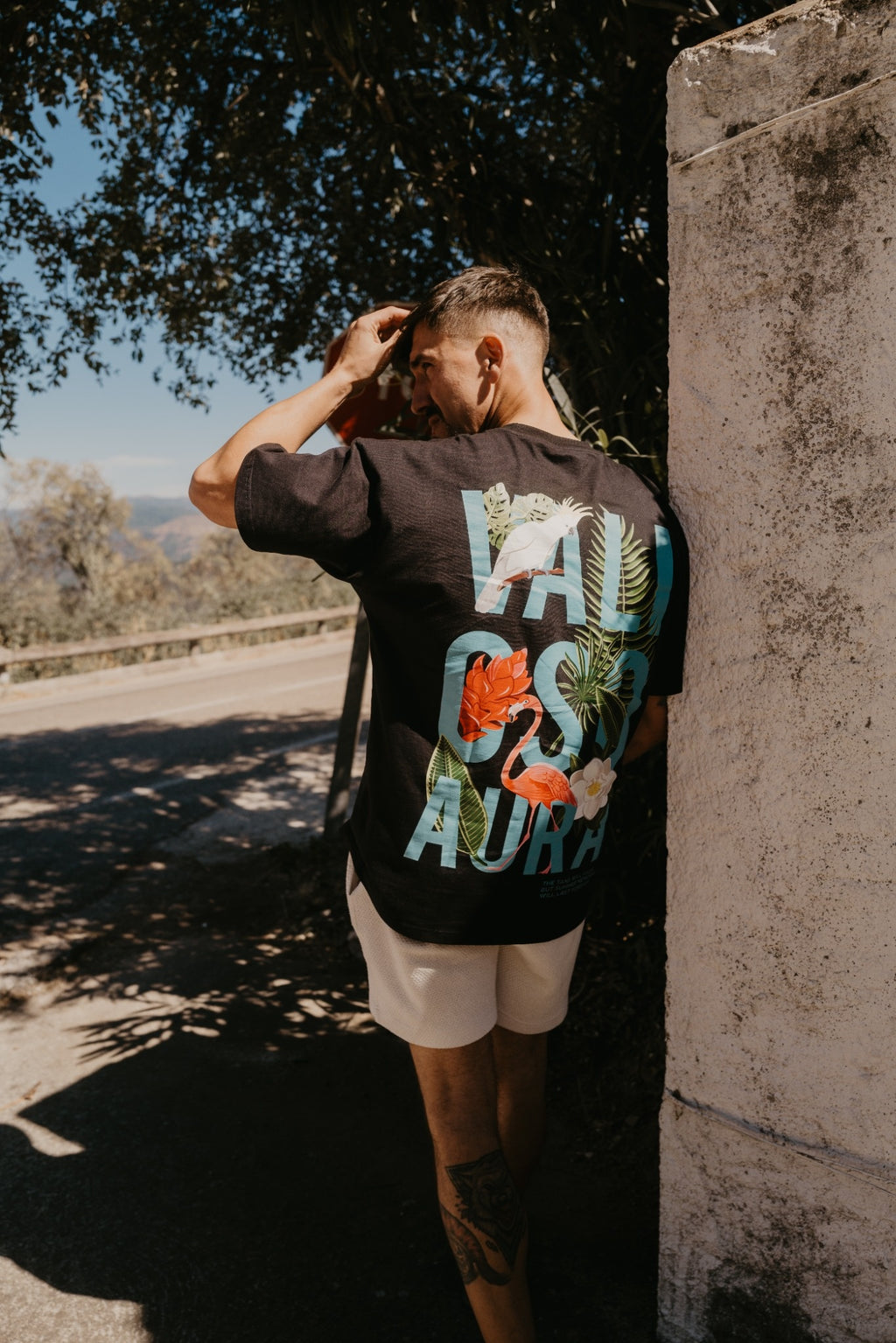 Valioso AURA with Back Print Black