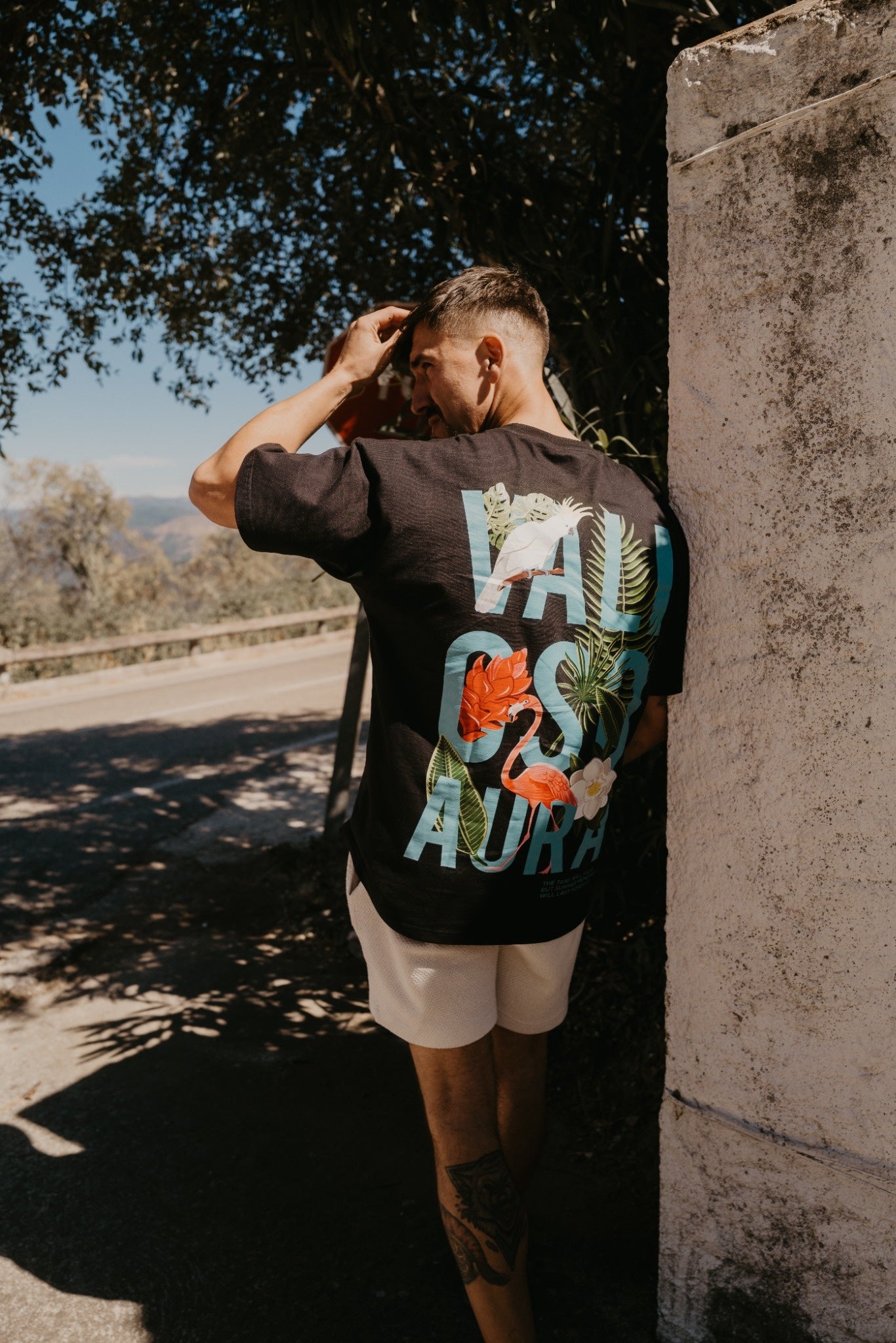 Valioso AURA with Back Print Black